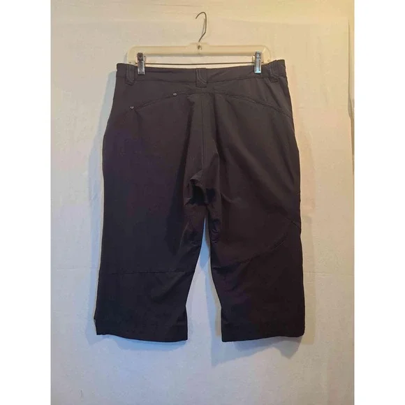 Mountain Hard Wear Womens Black Capri Climbing Pants Button Zipper Outdoor Sz 8 - Picture 2 of 13